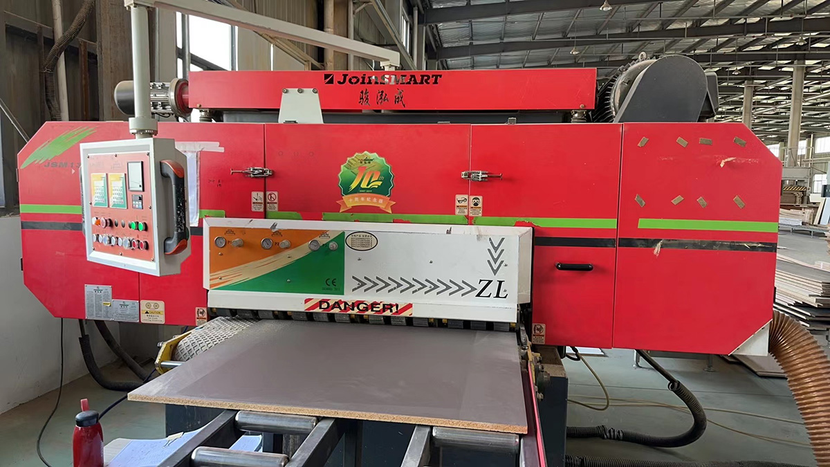 1725420517934338.jpg 帶鋸條